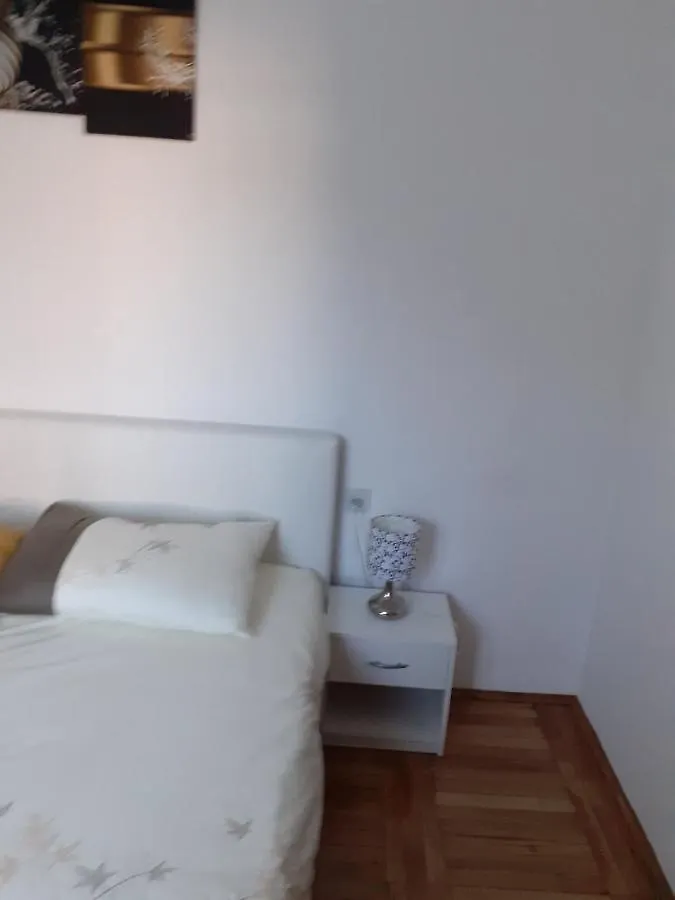 Rose Garden Apartment Malinska