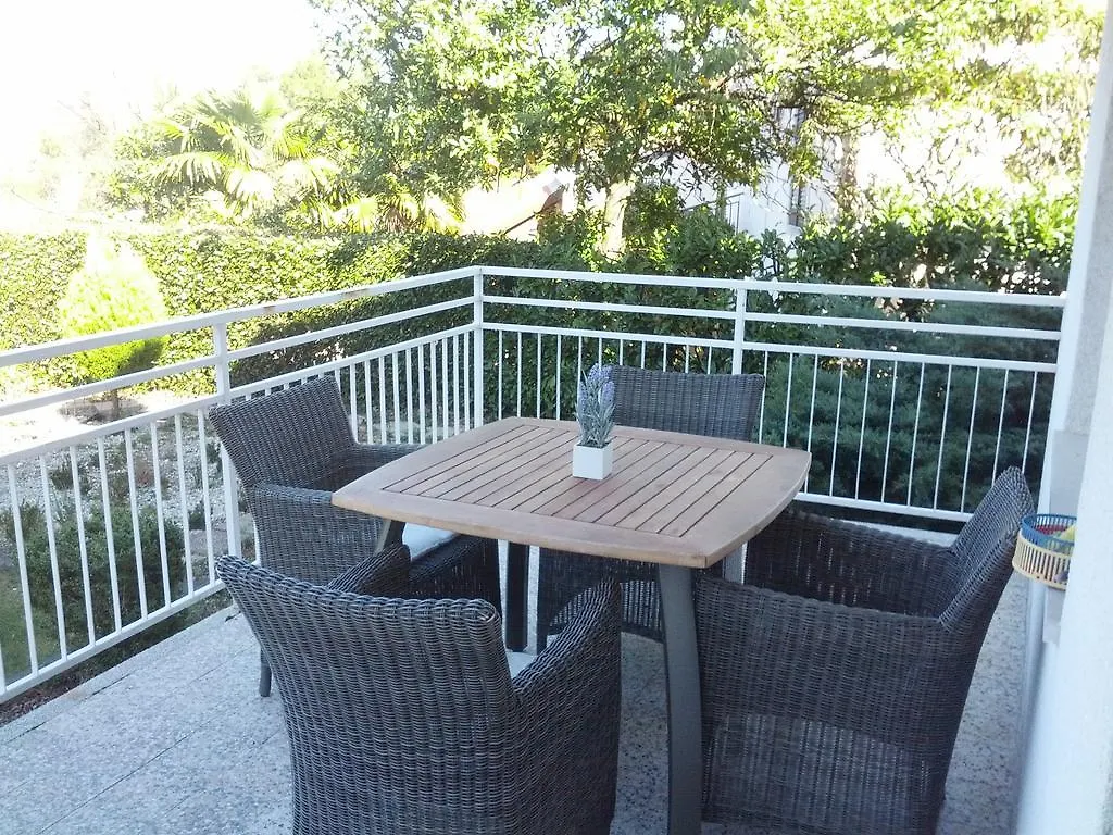 Rose Garden Apartment マリンスカ