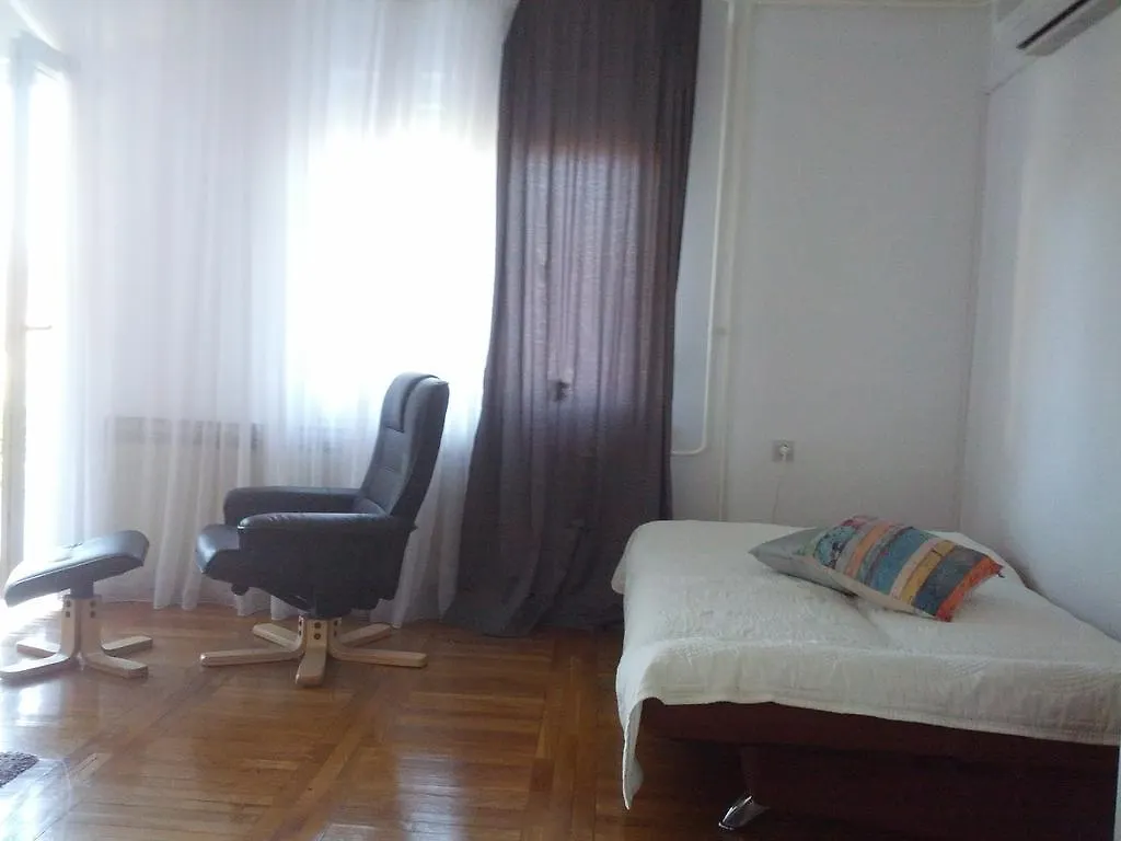 Rose Garden Apartment Malinska Croatia