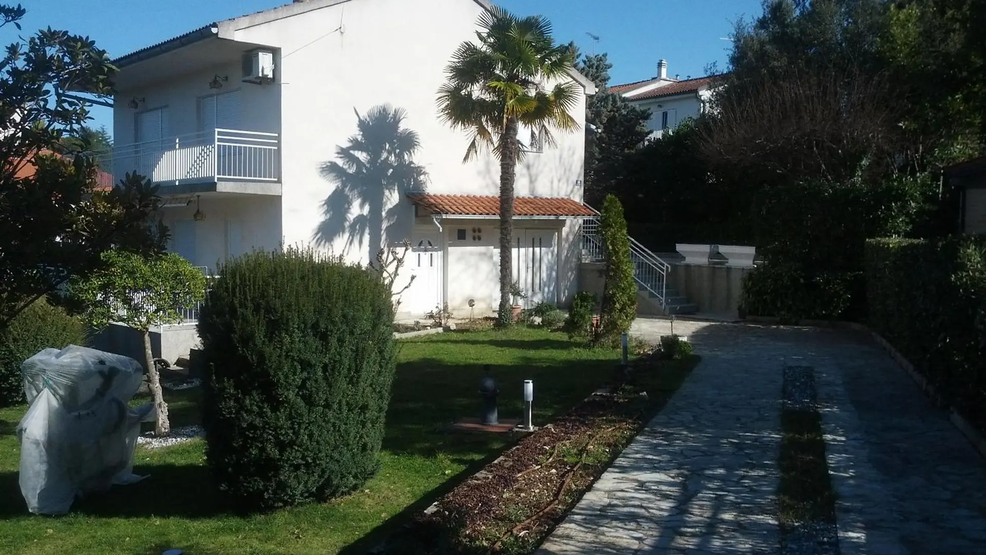Rose Garden Apartment Malinska